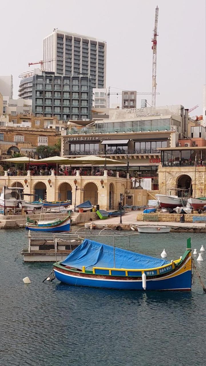 Malta Crown Guesthouse San Ġiljan Kültér fotó